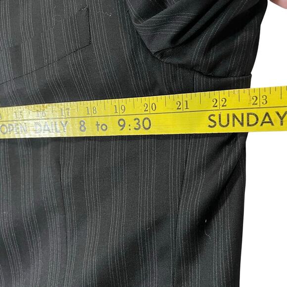 Tiglio Baroloz 100% Virgin Wool 150 Black Pin Striped Men’s Suit Jacket Long VTG - Picture 5 of 10